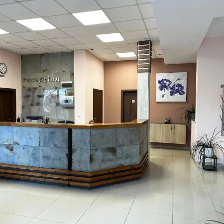 Admiral Plaza , Large Swimming Pool , 5 Min Walking To The Apartment Sunny Beach